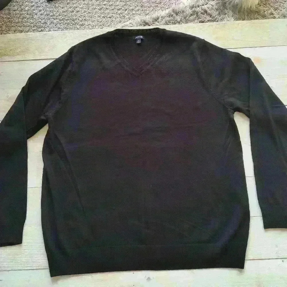 APT. 9 Mens Solid Black Merino Wool Sweater XL V Neck Pullover Sweater NWOT